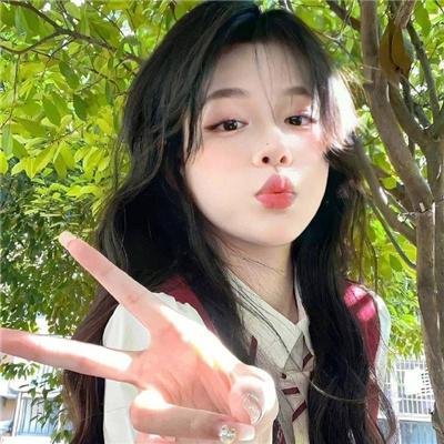 穿越橄榄树林